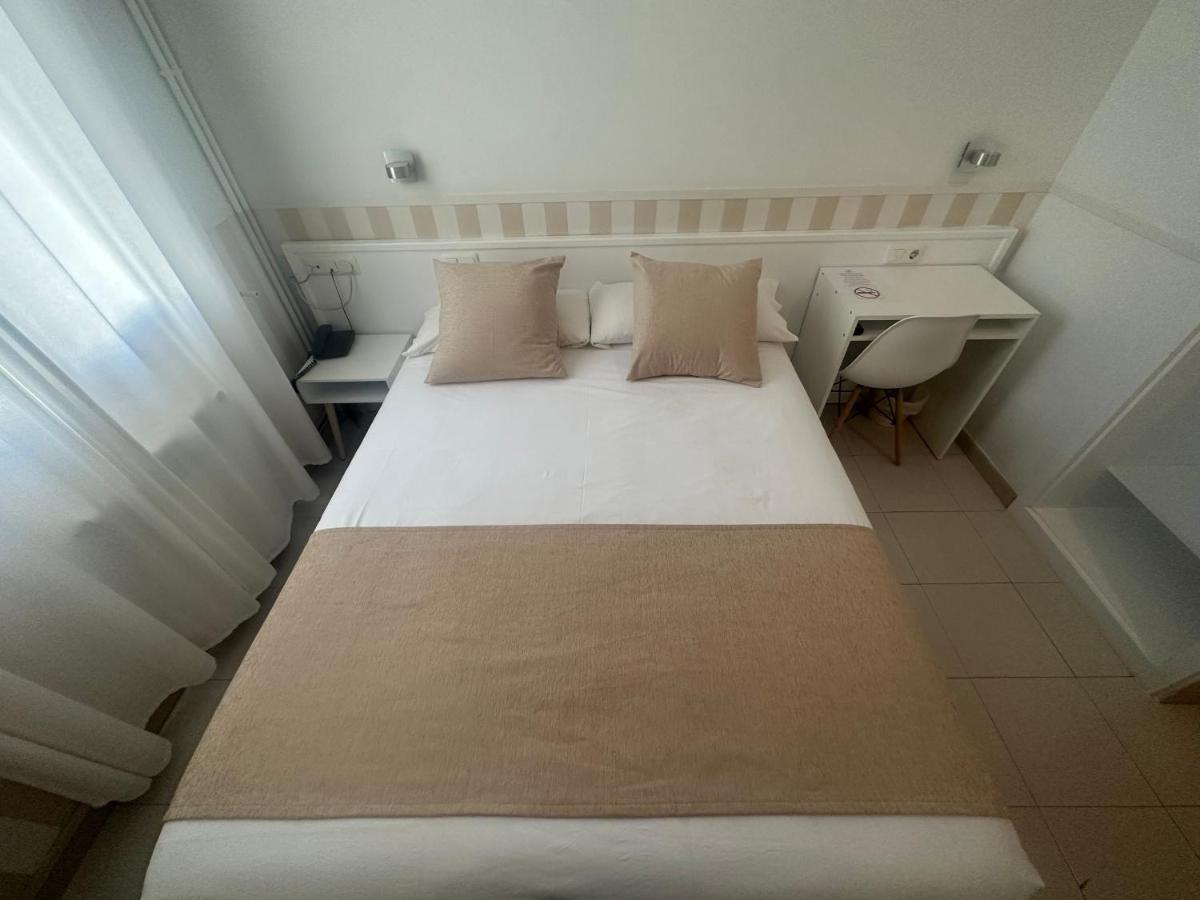 Hotel Torino Masnou Ngoại thất bức ảnh